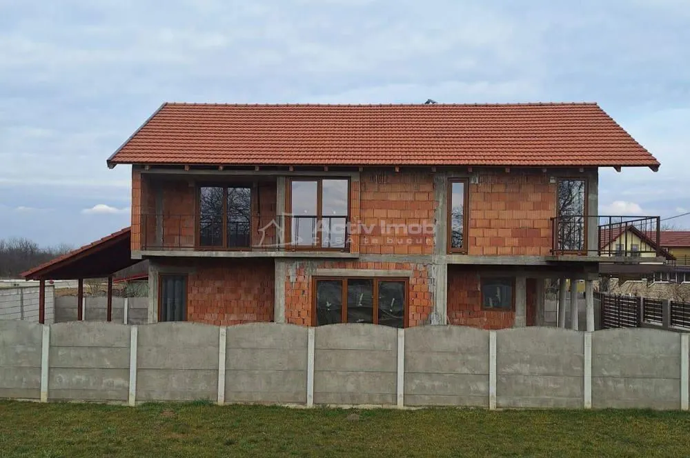 Lugoj, Villa La Rosu, 6 Chambres, 263 m², Costeiu - foto 9