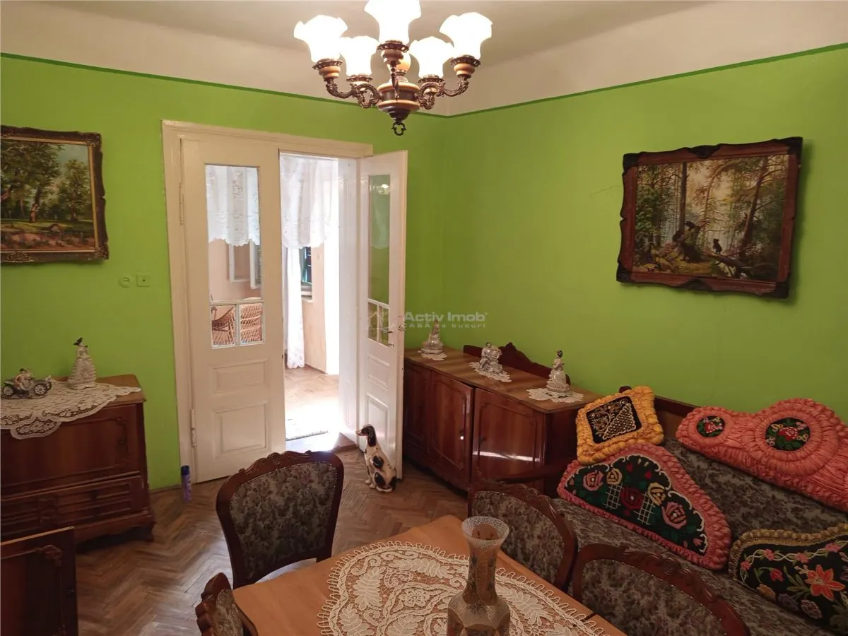 Ciclova, Maison de 10 Pièces pour Deux Familles, 1.439 m² de Terrain - foto 14