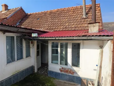 Ciclova, Maison de 10 Pièces pour Deux Familles, 1.439 m² de Terrain - foto 21