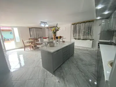 Iaz, Casa la Curete – 9 Bedrooms, 2,892 m² Estate - foto 2