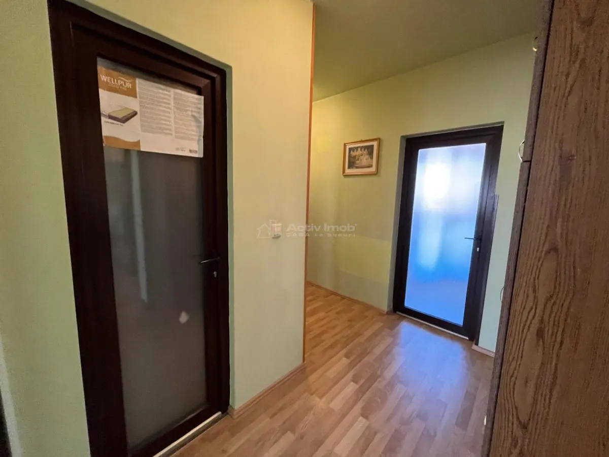 Lugoj, Villa P+2+Mansarde, 656 m², Construite, Opportunité d'Investissement, Localisation Stratégique - foto 15