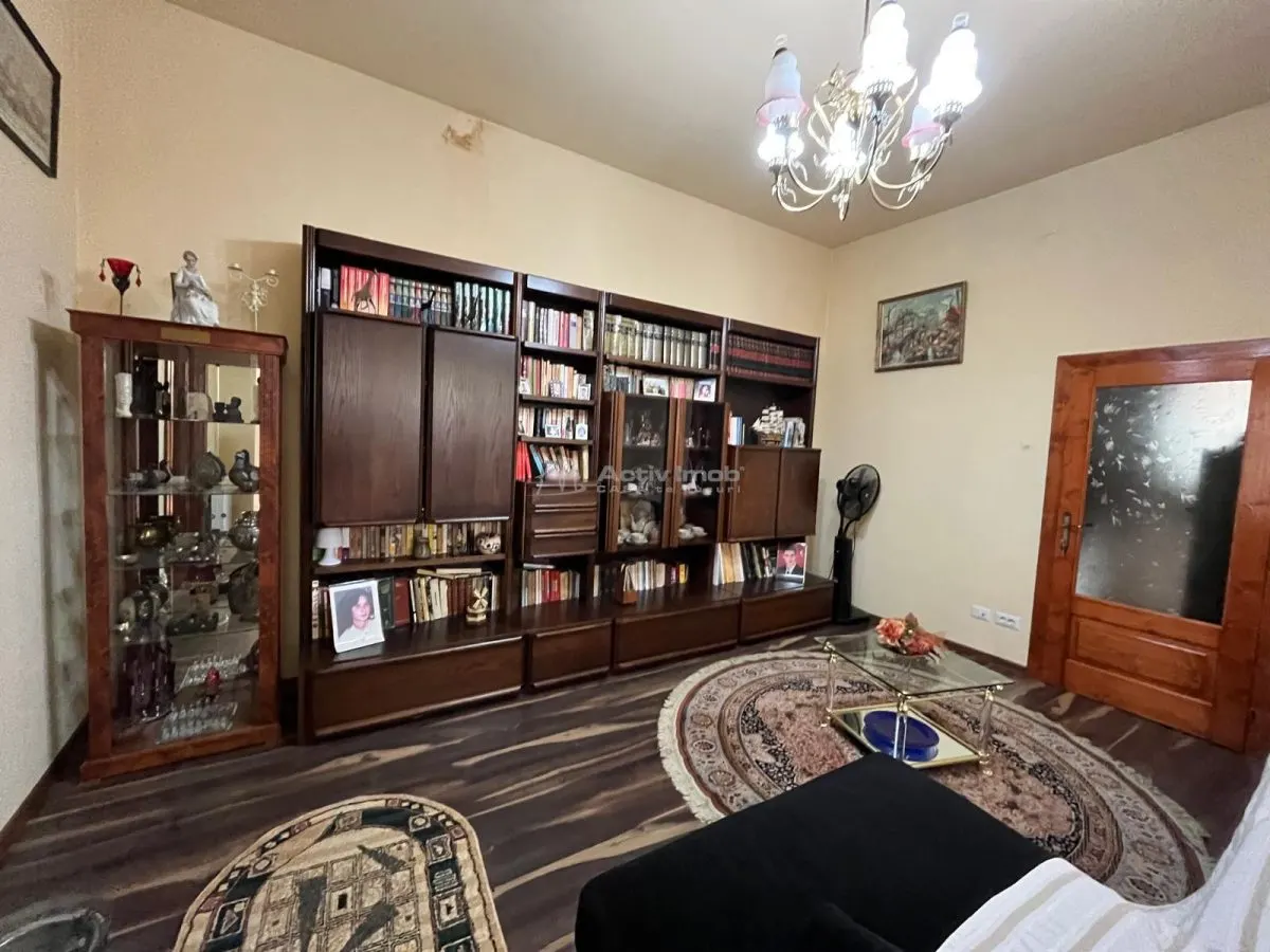 Lugoj, Villa 6 Chambres, Parcelle 511 m², Str. Oituz n°1 - foto 4