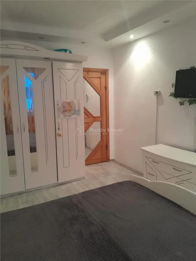 شقة بثلاث غرف للبيع، ميكرو 6 - foto 1