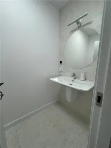Maison Rez-de-chaussée + 1er + 2e Étage - 2024 - foto 12