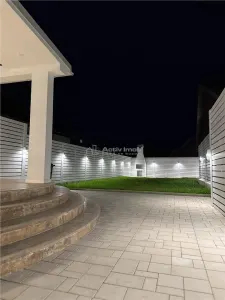Maison Rez-de-chaussée + 1er + 2e Étage - 2024 - foto 3