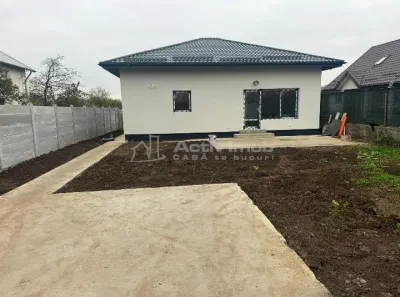 3-Bedroom Detached Houses – All Utilities – Asphalt Road – Rapid Move-In - foto 2