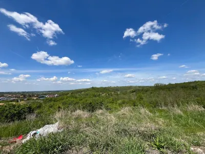 Lugoj: Investissement Exceptionnel – 8.200 m², Façade 200 m, Idéal Aménagement - foto 6