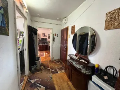Apartment with 2 bedrooms for sale 53 sqm in Lugoj - foto 10