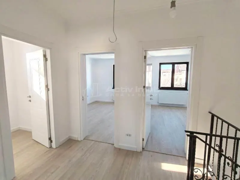House / villa for sale 120 sqm in Bucuresti, Prelungirea Ghencea area - foto 7