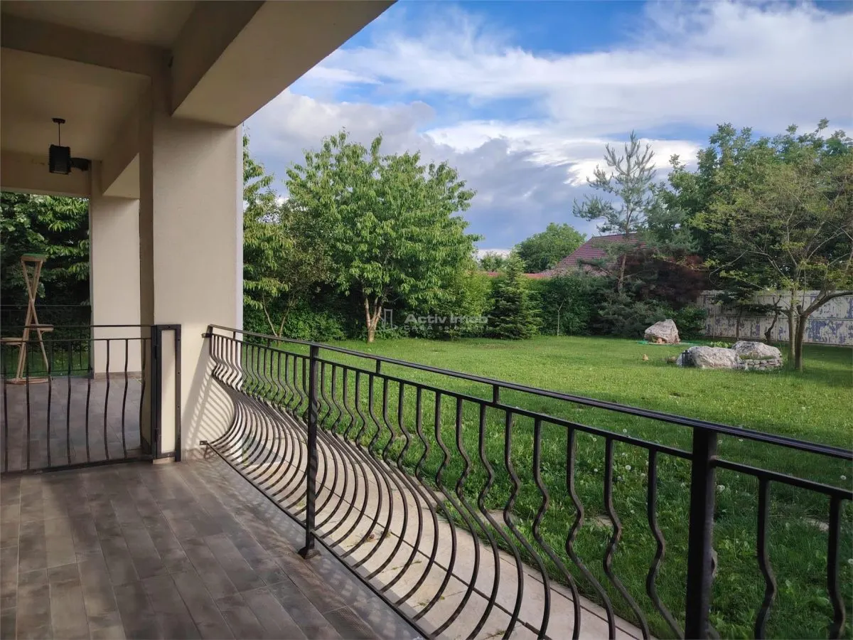 Villa de Prestige Exceptionnelle dans un Cadre Tranquille, 20 Minutes de Ploiești - foto 20