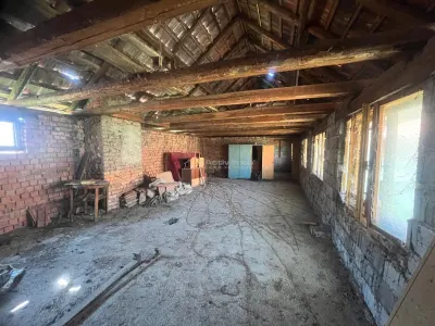 Valisoara, Maison avec Terrain 3.040 m², à 10 Minutes de Caransebes - foto 14