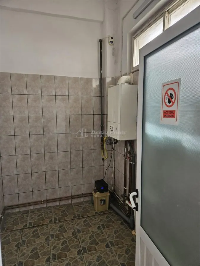 Espace Commercial à Louer, 110 m², Centre de Fieni - foto 4