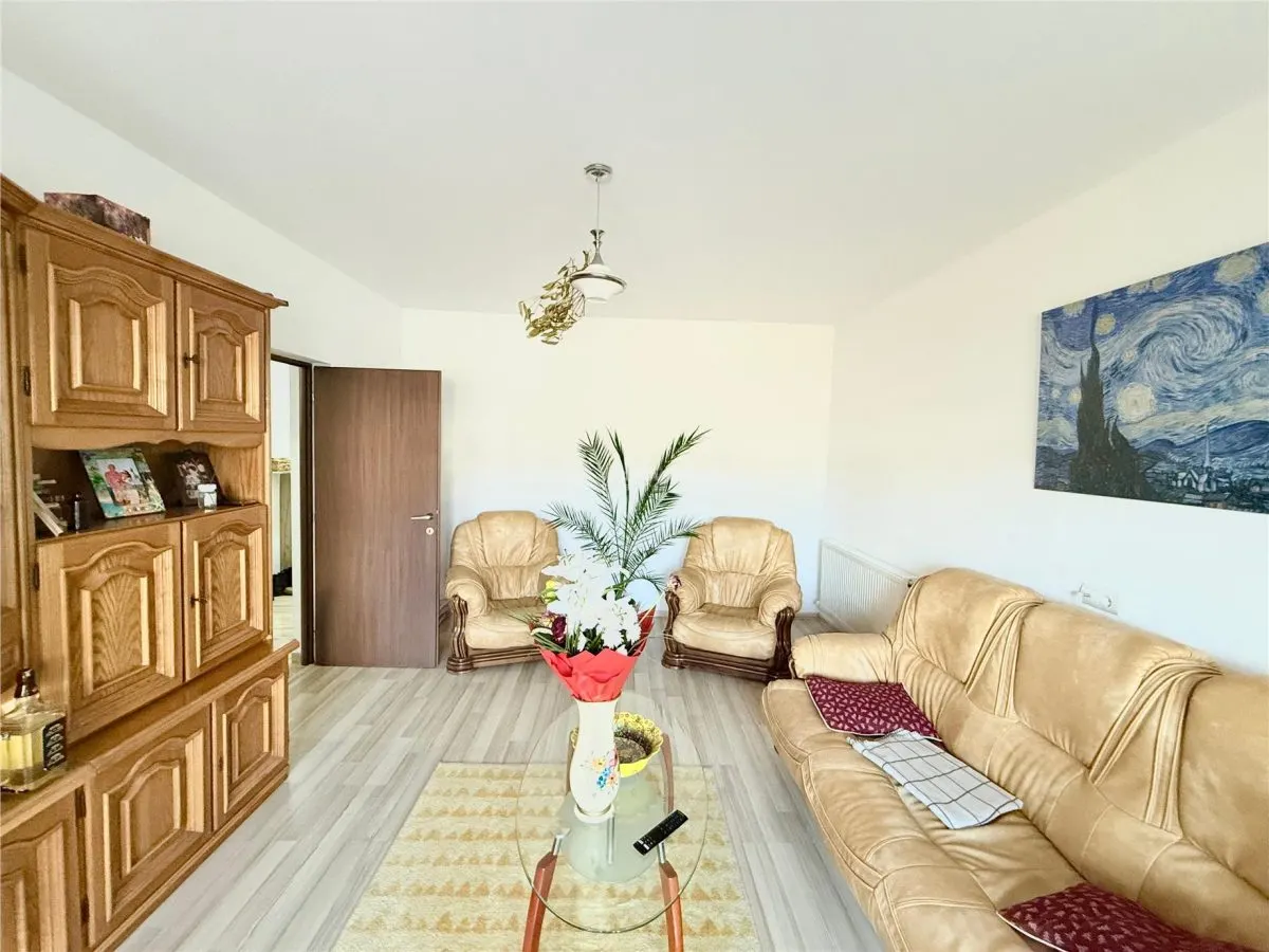 3-Bedroom Apartment 90 sqm for Sale, Parc Chindia - foto 1