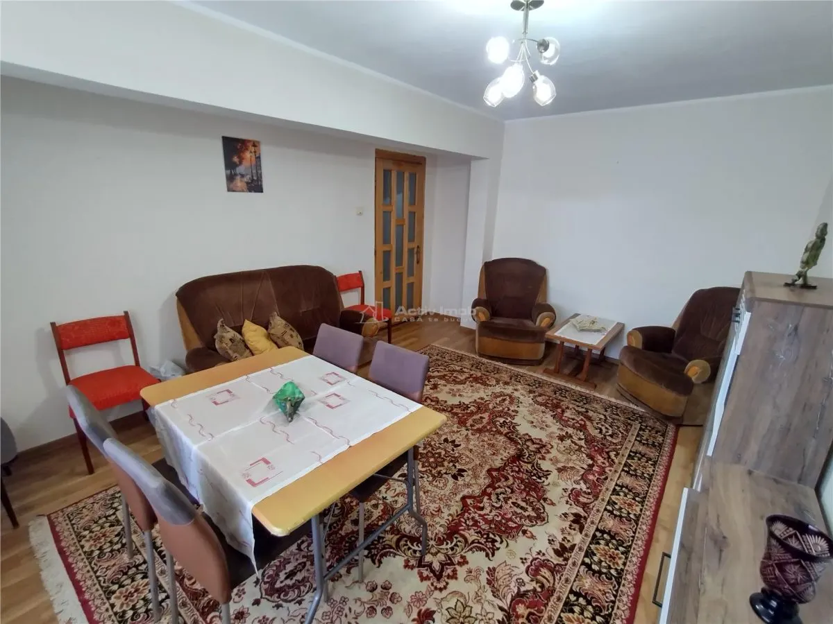Oravita, Apartamento de 4 Dormitorios, 96 m², Zona Estación, Precio Negociable - foto 2