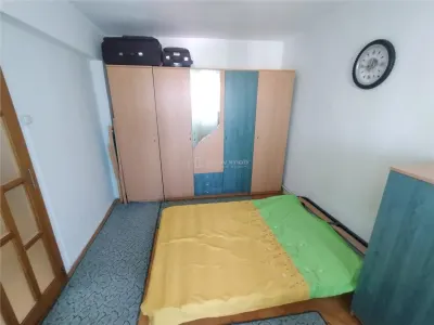 Oravita, Apartamento de 4 Dormitorios, 96 m², Zona Estación, Precio Negociable - foto 11