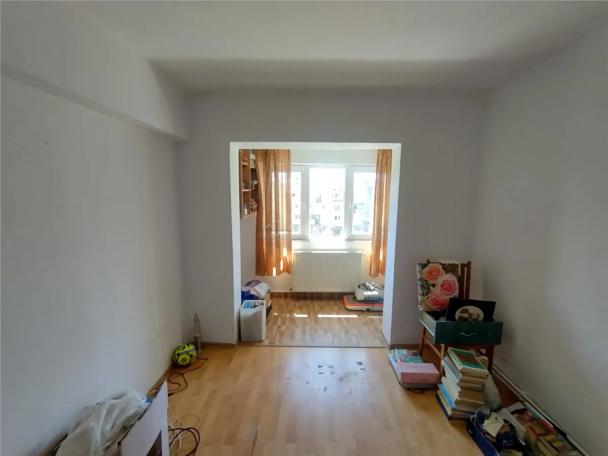 Oravita, Apartamento de 4 Dormitorios, 96 m², Zona Estación, Precio Negociable - foto 15