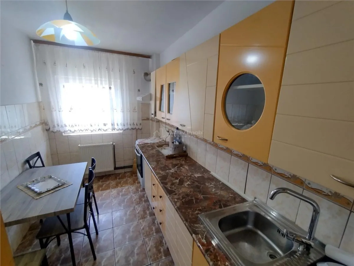 Oravita, Apartamento de 4 Dormitorios, 96 m², Zona Estación, Precio Negociable - foto 19
