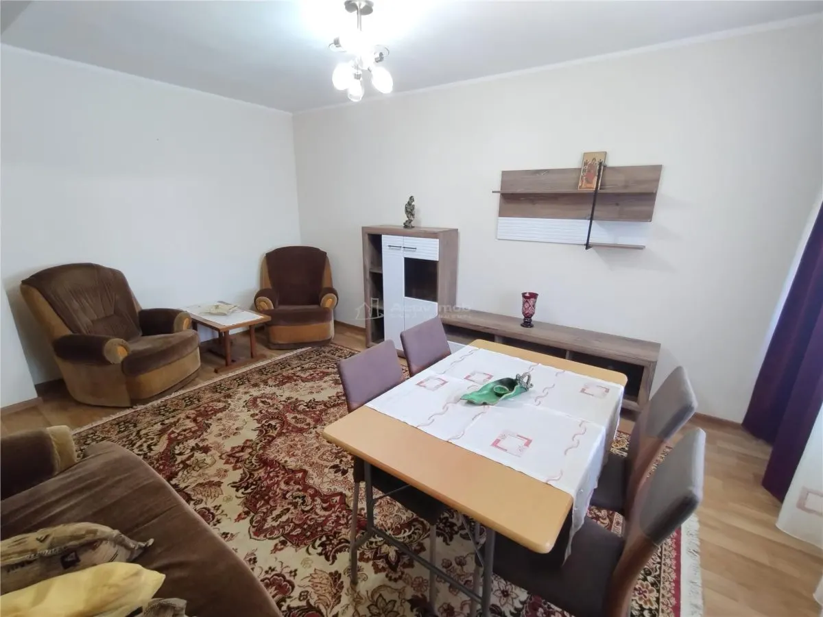 Oravita, Apartamento de 4 Dormitorios, 96 m², Zona Estación, Precio Negociable - foto 6