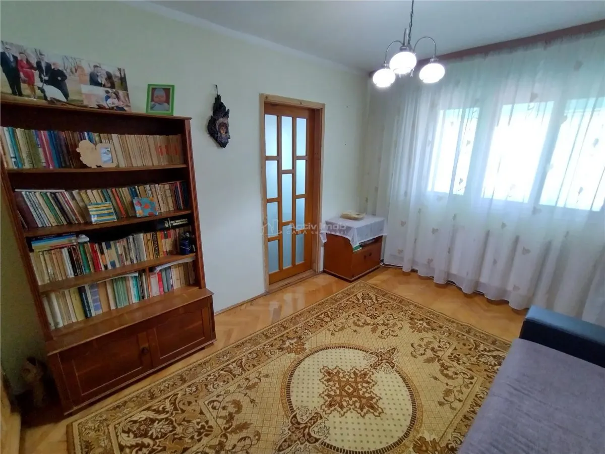Oravita, Apartamento de 4 Dormitorios, 96 m², Zona Estación, Precio Negociable - foto 9