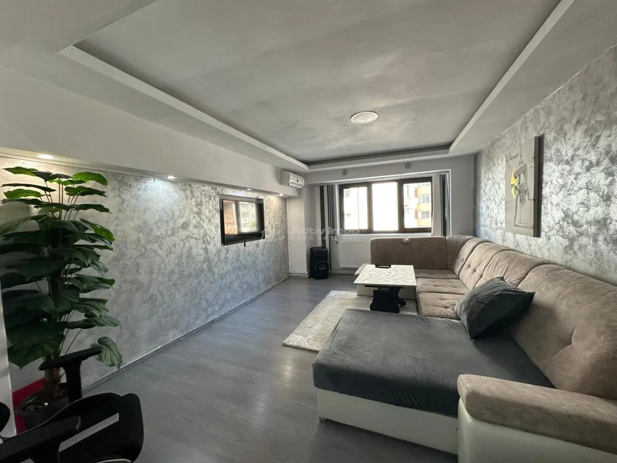 Resita, Apartamento de 3 Dormitorios, Confort Superior, Distribución Independiente, Ultracentral - foto 1