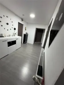 Resita, Apartamento de 3 Dormitorios, Confort Superior, Distribución Independiente, Ultracentral - foto 22