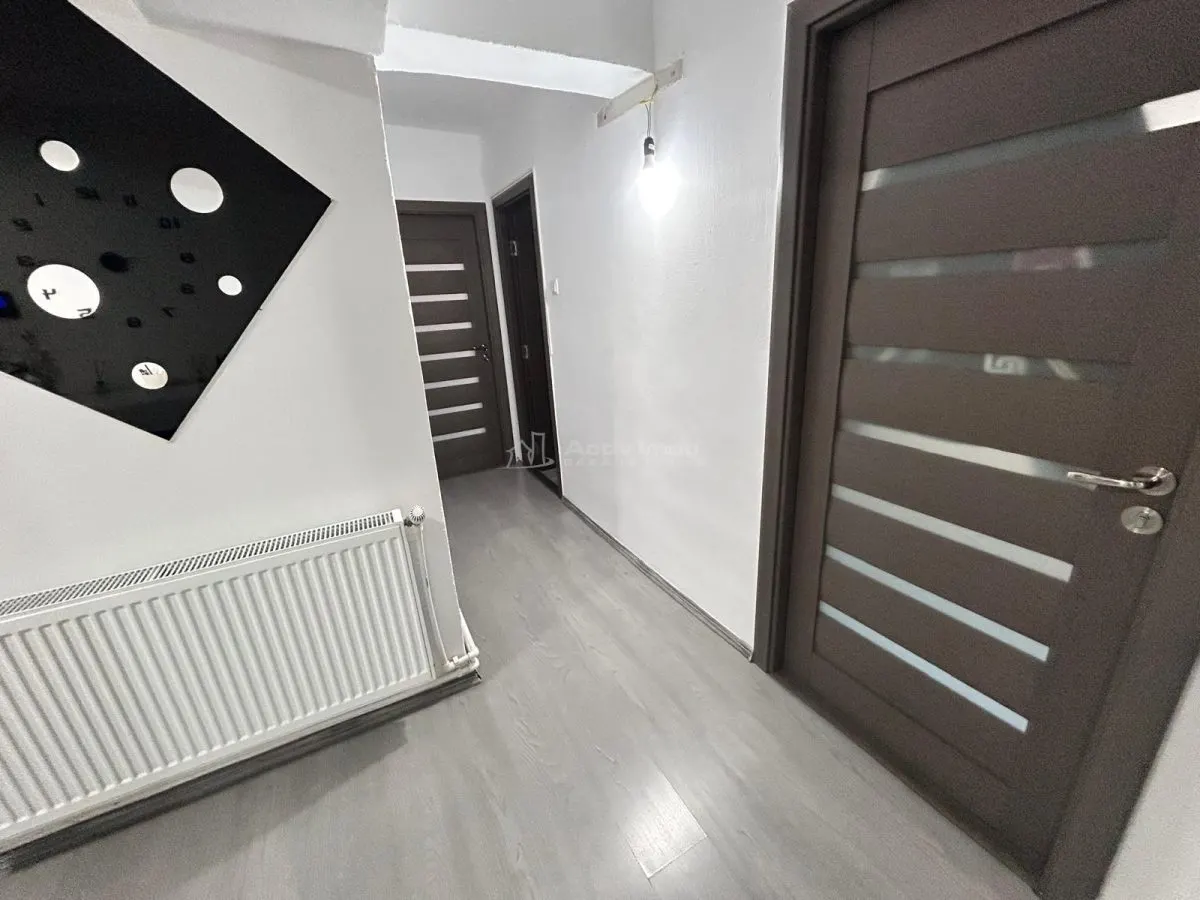 Resita, Apartamento de 3 Dormitorios, Confort Superior, Distribución Independiente, Ultracentral - foto 25