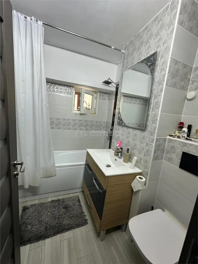 Resita, Apartamento de 3 Dormitorios, Confort Superior, Distribución Independiente, Ultracentral - foto 10