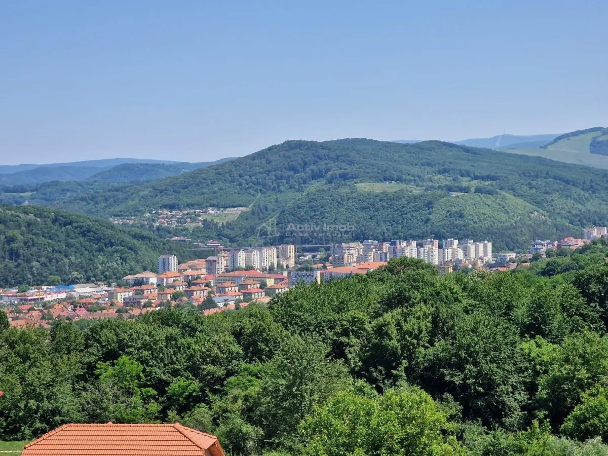 Terrains Resita, Quartier Francez – 450–1037 m², Commission Zéro - foto 2