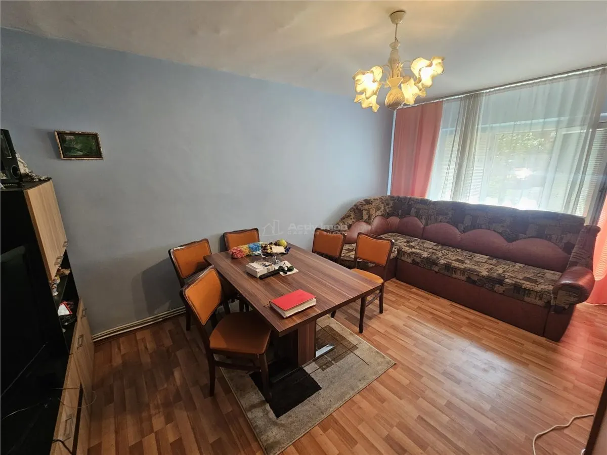 Resita, Apartamento de 3 Dormitorios, Amueblado y Equipado, Planta Baja Elevada - foto 15
