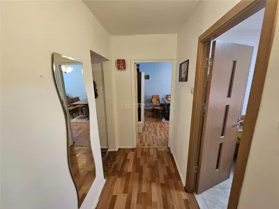 Resita, Apartamento de 3 Dormitorios, Amueblado y Equipado, Planta Baja Elevada - foto 19