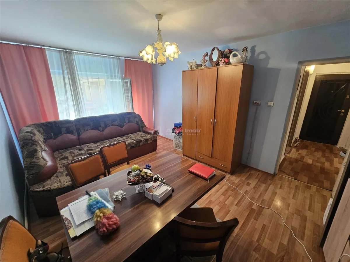 Resita, Apartamento de 3 Dormitorios, Amueblado y Equipado, Planta Baja Elevada - foto 3
