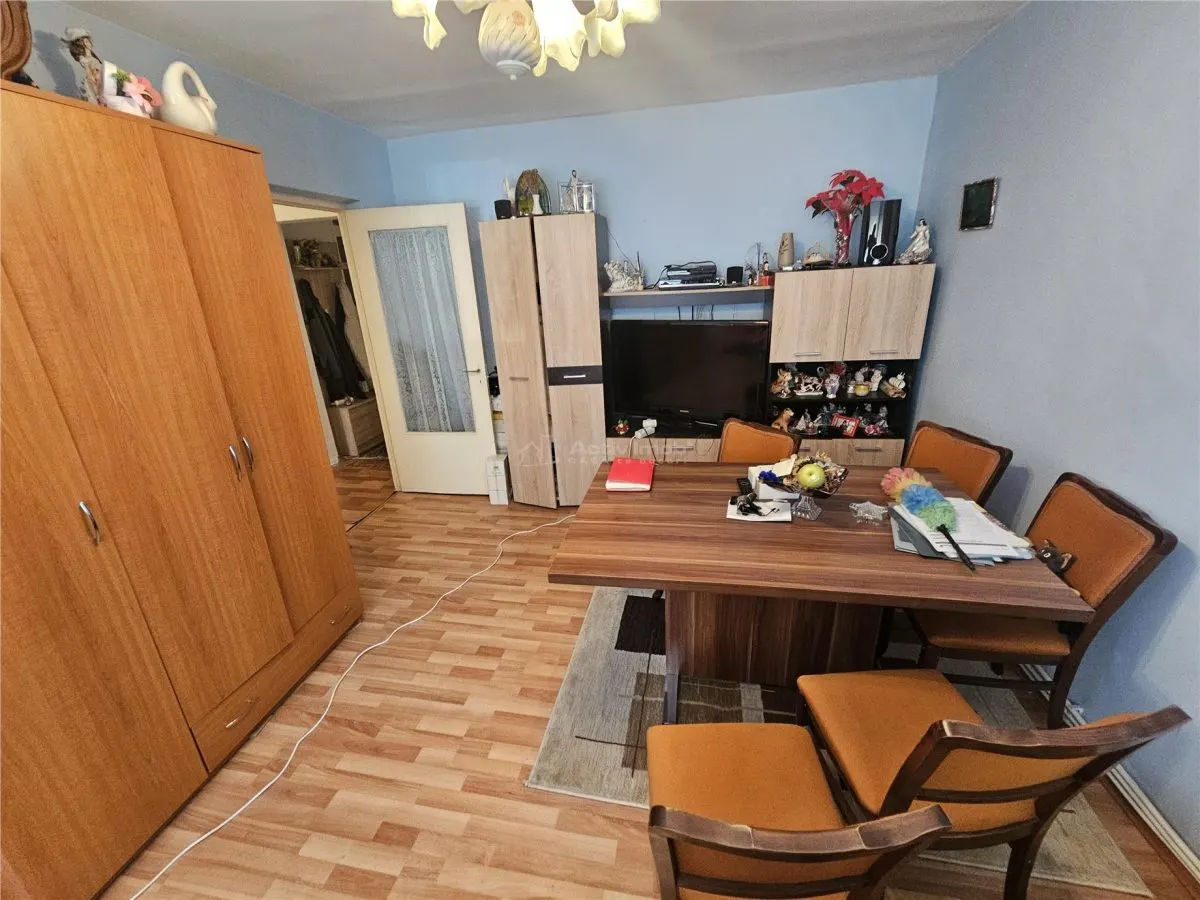 Resita, Apartamento de 3 Dormitorios, Amueblado y Equipado, Planta Baja Elevada - foto 24