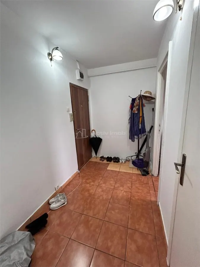 Resita, Apartamento 2 Dormitorios, Semiindependiente, Lunca - foto 16
