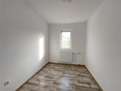 3-Bedroom Apartment for Sale or Exchange, 2nd Floor, Renovated, Aleea Tineretului - foto 7