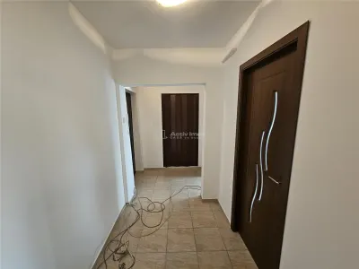 Resita, Apartamento de 3 Dormitorios, Micro 3 - foto 10