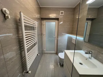 لوغوج، شقة فاخرة جاهزة للسكن، غرفة نوم واحدة، 43 م²، الطابق الثالث، على ضفة نهر تيميشول - foto 23