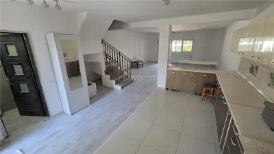Four-Bedroom House in Cornetu - Cornetu