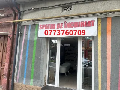 Caransebes, Espace Commercial/Bureaux à Louer - foto 8