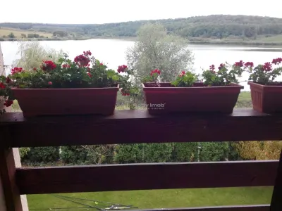 Lakeside House on Lake Paleu – 510 sqm Plot with Exceptional Views - Paleu