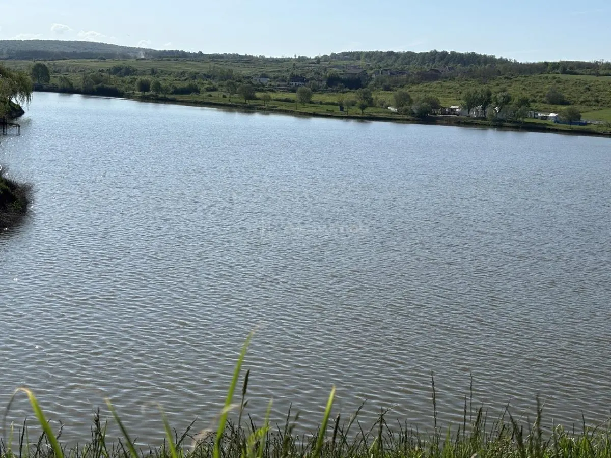Lakeside House on Lake Paleu – 510 sqm Plot with Exceptional Views - foto 16