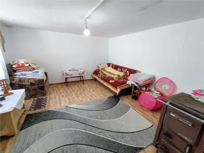 Rachitova, Maison 8 Pièces, 3800m² de Terrain, Négociable - foto 19