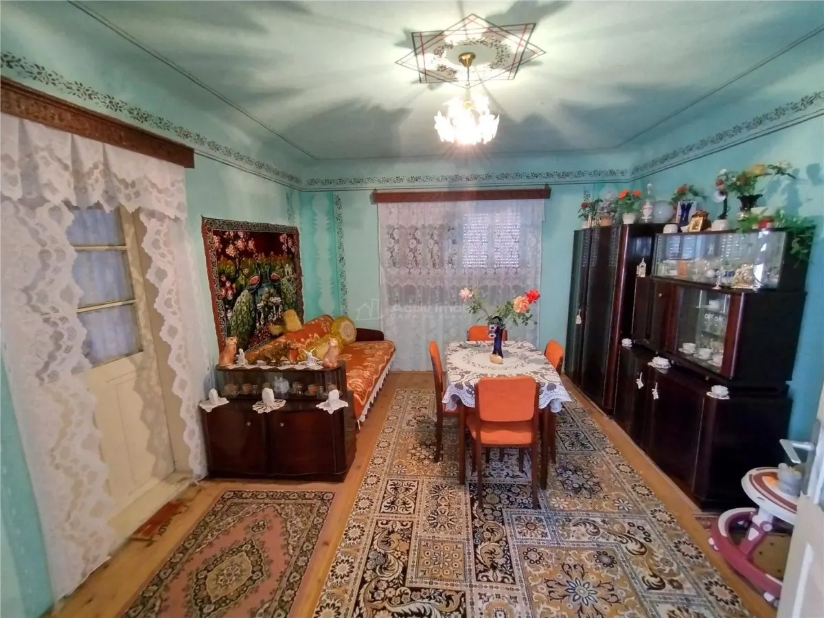 Rachitova, Maison 8 Pièces, 3800m² de Terrain, Négociable - foto 22