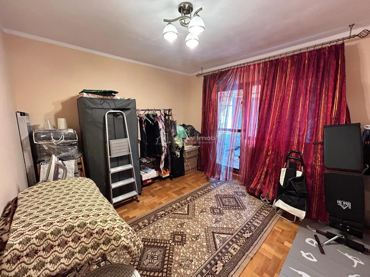 Reşiţa, Apartamento 3 Dormitorios, Confort 1, Distribución Separada, Zona Lunca - foto 5