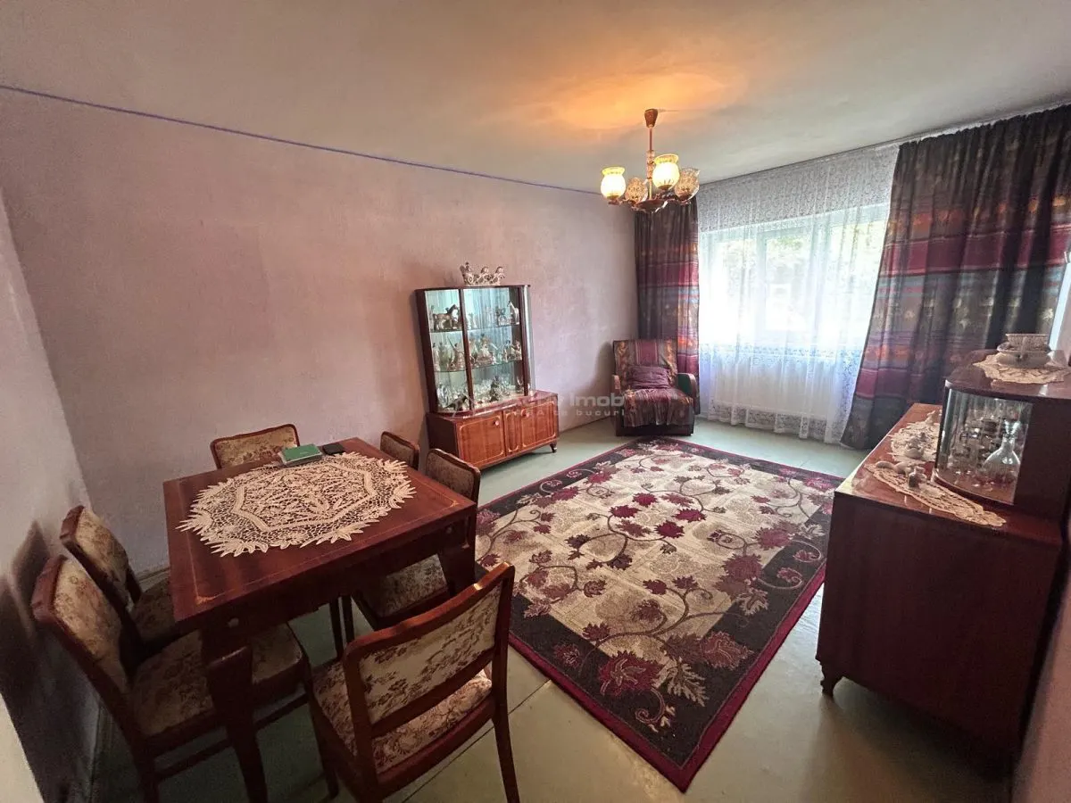 Apartment with 2 bedrooms for sale 50 sqm in Resita, Moroasa 1 area - foto 13