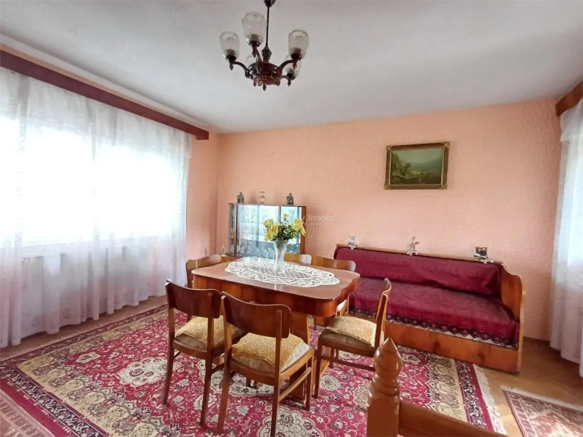 Maison de Caractère à Vendre à Talmaciu - foto 11