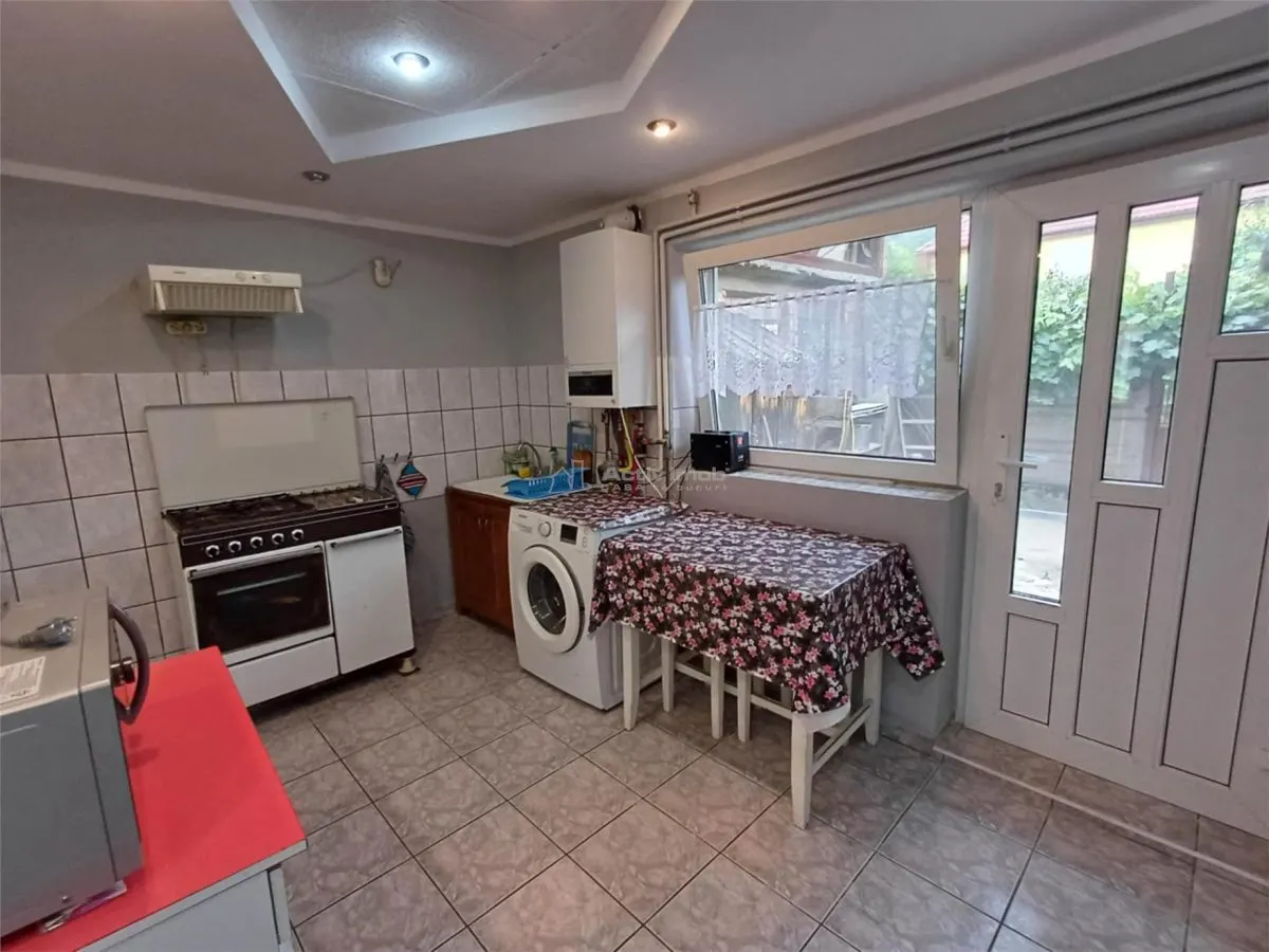 Maison de Caractère à Vendre à Talmaciu - foto 7