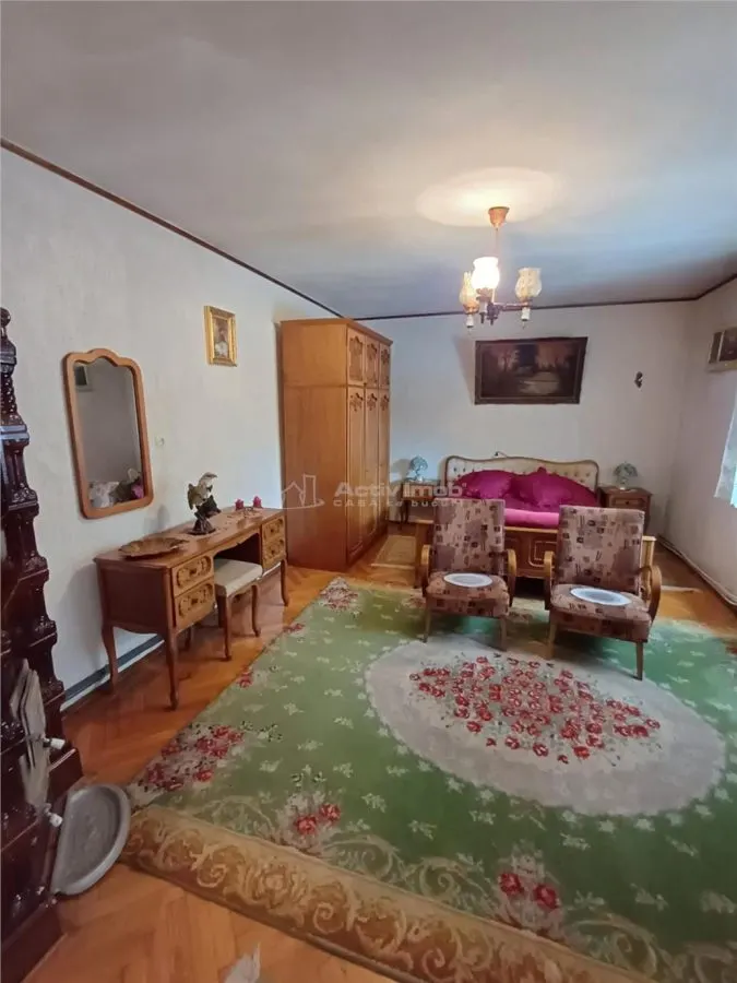 Maison de Caractère à Vendre à Talmaciu - foto 8