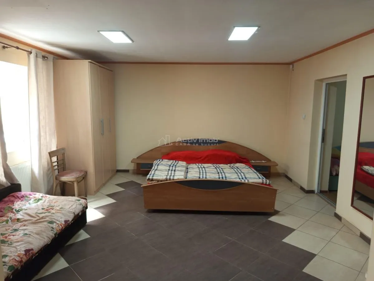 Oravita, Casa Llave en Mano, 7 Estancias, Posibilidad de Buhardilla, Precio Negociable - foto 3