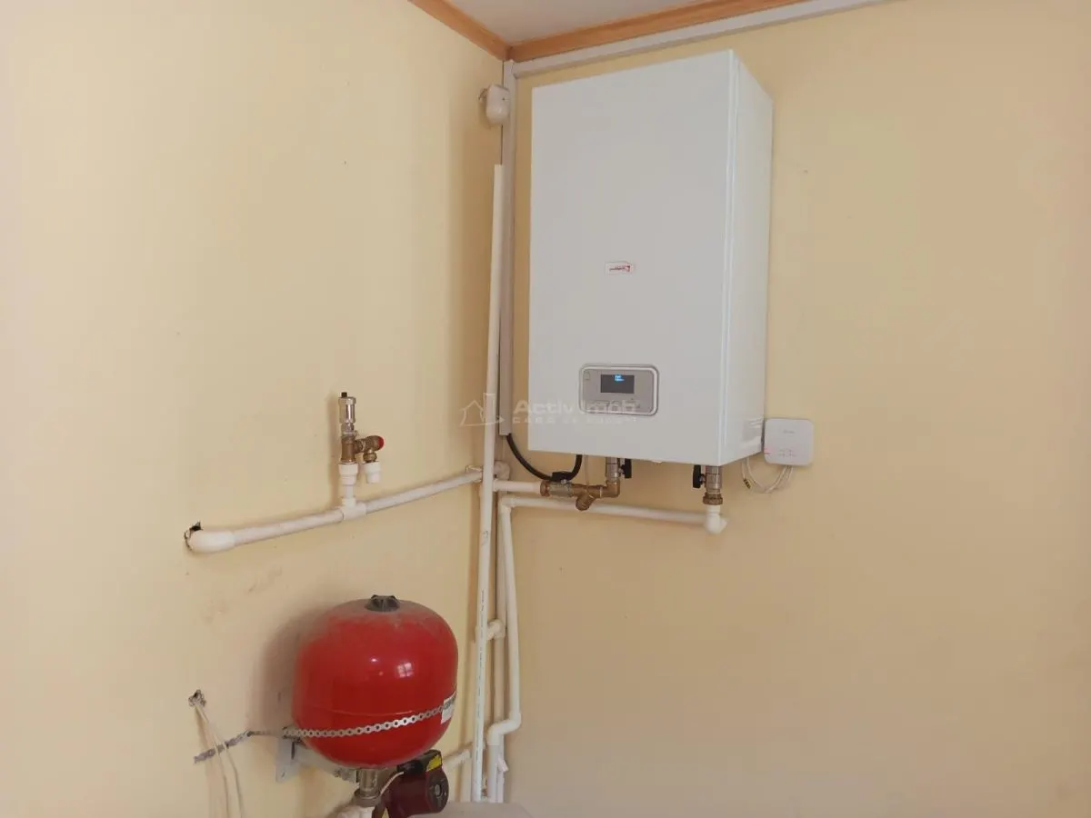 Oravita, Casa Llave en Mano, 7 Estancias, Posibilidad de Buhardilla, Precio Negociable - foto 8