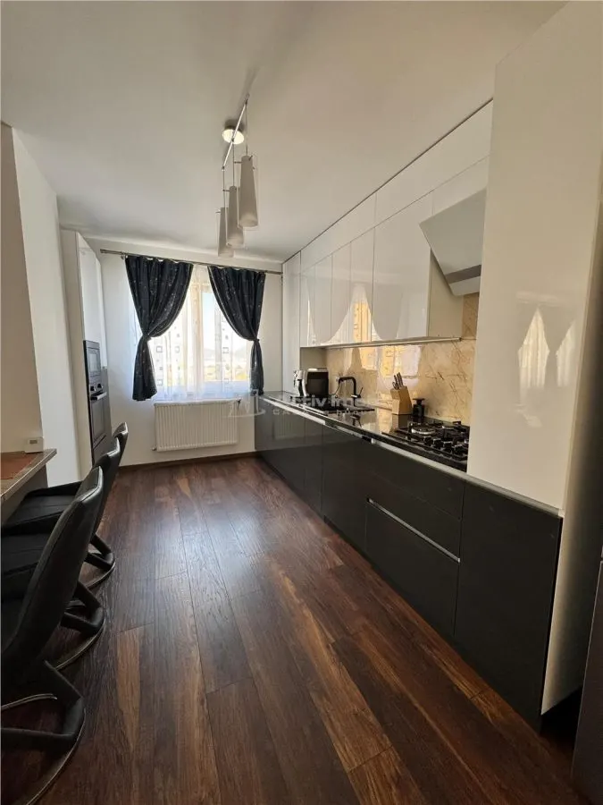 2 camere - Pietroasa - Etaj 3 - foto 3